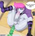 1357901_bigdeadalive_dressing-room-antics