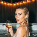 jacuzzi, Gemini_Generated_Image_7mxg5w7mxg5w7mxg