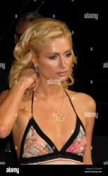 jun-12-2006-new-york-ny-usa-paris-hilton-departs-the-ed-sullivan-theater-DP2X9M