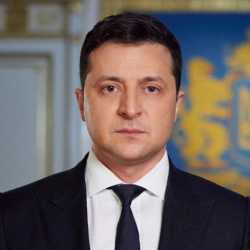 zelenskyy facing forward