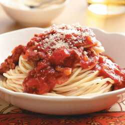 So-Easy-Spaghetti-Sauce_exps45347_ESC1801517D27_RMS