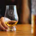 raasay-glencairn-whisky-glass-lifestyle