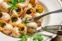 escargots-assiette-couverts-speciaux-1303424576