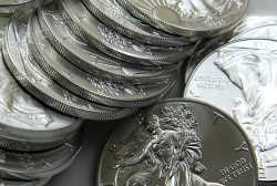 Stack-of-2015-American-Silver-Eagles