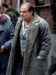 The-Penguin-Colin-Farrell-Grey-Coat