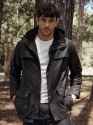 dc21-10-b-driza-bone-bushman-brown-lifestyle-23_1