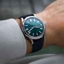 FearsRedcliff39.5Date-MallardGreenDialonGreenTextileStrap-Wristshot_1200x