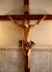 crucifix2