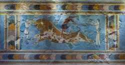 Bull_leaping_minoan_fresco_archmus_Heraklion_(cropped)