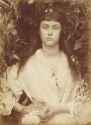 Alice_Liddell_as_Pomona_by_Julia_Margaret_Cameron.jpg