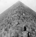 early-tourist-pyramids-ancient-e (3)