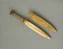 Tutenkhamun&#039;s gold dagger and sheath