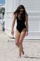 hailee-steinfeld-hot-in-swimsuit-beach-in-miami-5-22-2016-3