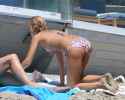 Jessica_Alba_Bikini_Candids_at_the_Beach_in_Malibu-17_jpg_26849_Jessica_Alba_Bikini_candids_Malibu-13_12~0