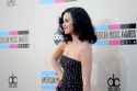 Katy-Perry_-2013-American-Music-Awards--04_copy_1624x1080