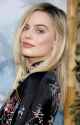 margot-robbie-v0-o69fzao6wlwd1