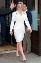 Florence_Pugh_Leaving_her_hotel_in_NY_04-30-2025__7_