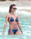 JessicaAlba-wearingabikiniintheCaribbeanApril8919