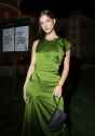 barbara-palvin-victoria-beckham-fashion-show-v0-u79k6jz2hgrd1