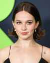 458527300_picturepub-cailee-spaeny-015