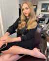 amanda-seyfried-v0-qfirlf1ykvxd1