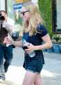 amanda-seyfried-in-denim-shorts-out-and-about-in-west-hollywood-september-2011-_14