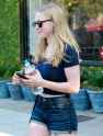 amanda-seyfried-in-denim-shorts-out-and-about-in-west-hollywood-september-2011-_15