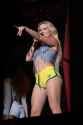 zara-larsson-sexy-legs-ass-rock-in-rio-025