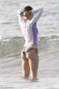 Jessica_Biel_-_Bikini_in_Puerto_Rico-14