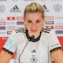 2022-06-24_Fussball,_Frauen,_Länderspiel,_Deutschland_-_Schweiz_1DX_1041_by_Stepro