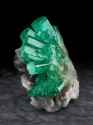 emerald on calcite 2