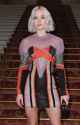Zara-Larsson-Blonde-Swedish-Celebrity-Singer-Balmain-Fashion-Show-in-Paris--07