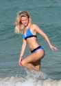 Zara-Larsson-Blonde-Swedish-Celebrity-Singer-in-a-bikini-at-a-beach-in-miami-1-12-2017-2