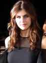 elexandra-daddario-17