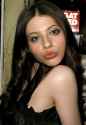 Michelle-Trachtenberg-03.jpg