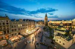 krakow-main-square-GettyRF_530609539