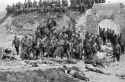 Bulgarian_soldiers_with_dead_Turkish_civilians_(Edirne)