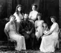 Russian_Imperial_Family_1913