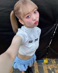 MOMO Belly Button