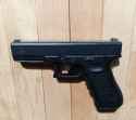G17