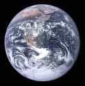 The_Earth_seen_from_Apollo_17-1