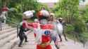 【本予告】映画『仮面ライダーガヴ お菓子の家の侵略者』『ナンバーワン戦隊ゴジュウジャー 復活のテガソード』_Full-HD_07