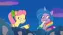 3209175__safe_derpibooru+import_screencap_izzy+moonbow_posey+bloom_earth+pony_pony_unicorn_g5_my+little+pony-colon-+tell+your+tale_spoiler-colon-g5_spoiler-colo