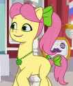 Earth Pony Stroll