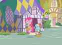 Pinkie and Dash carry baskets