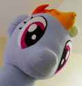 dashie watching this thread on her ipod