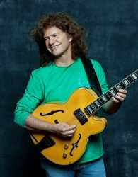 Pat-Metheny-2013
