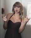 Taylor Swift flips you the bird