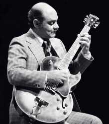 Joe_Pass_(jazz)_(cropped)