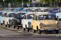 group-of-rental-trabant-cars-for-sightseeing-tours-in-berlin